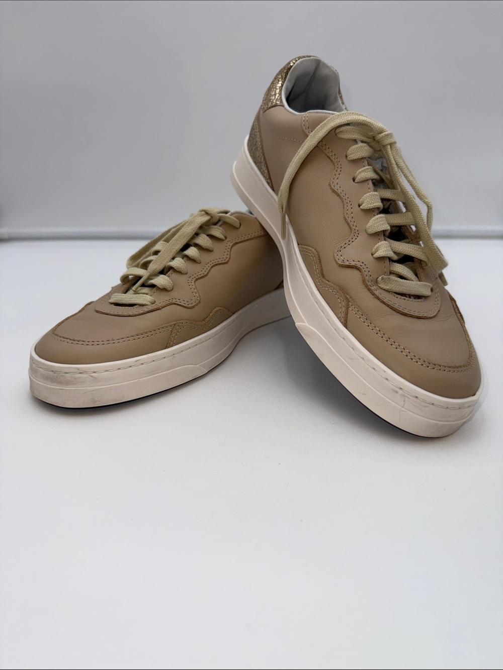 P448 Women Bali Platform Sneakers